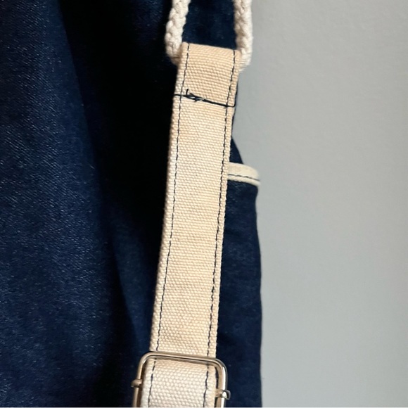 Unbranded Blue Denim Unisex Medium Backpack Cream Straps Trim Zip Pouch Included - Picture 4 of 7